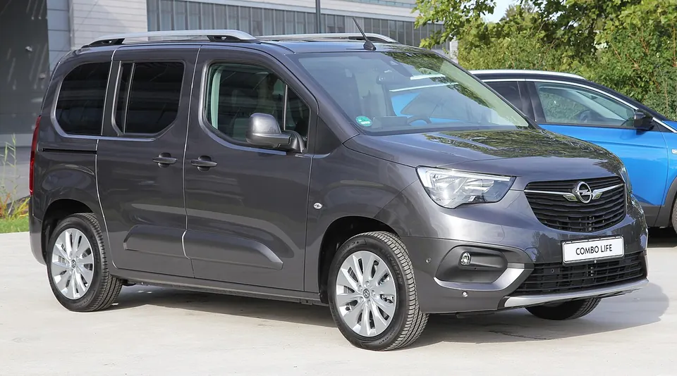 Vauxhall Combo E